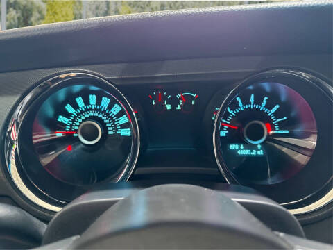 2013 Ford Mustang V6