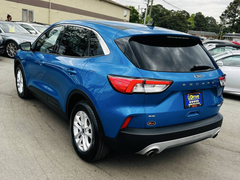 2020 Ford Escape SE