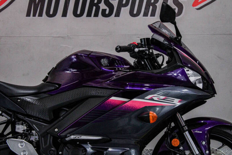 2023 Yamaha YZF-R3 ABS