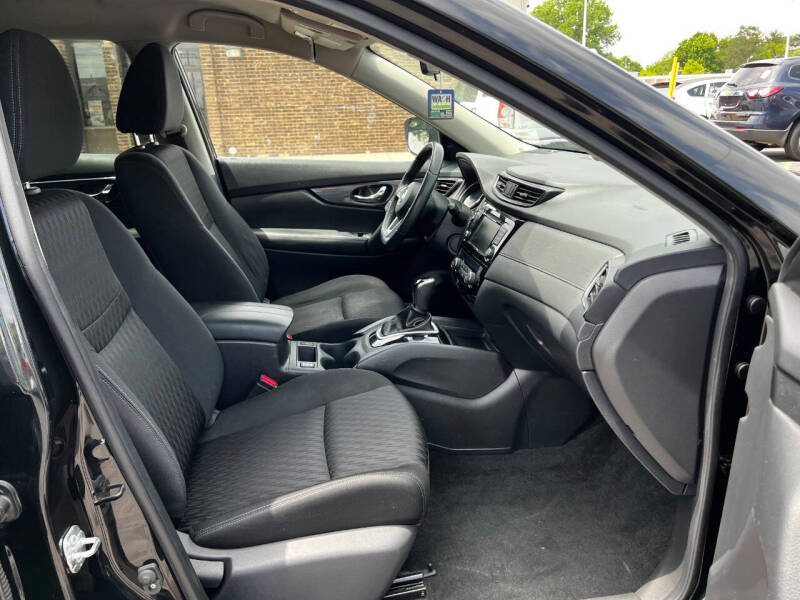 2019 Nissan Rogue S