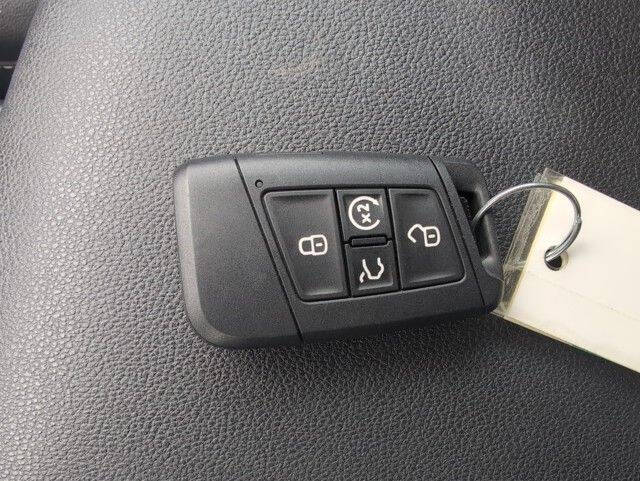 2024 Volkswagen Taos SEL 4Motion