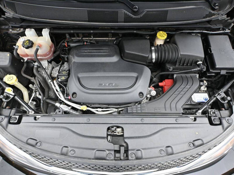 2020 Chrysler Pacifica Touring L