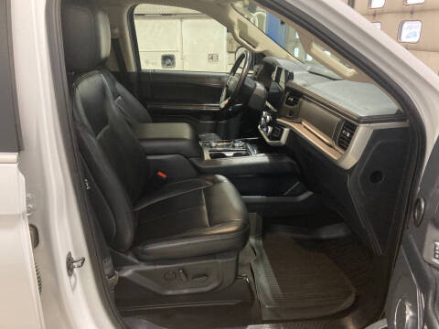 2023 Ford Expedition MAX XLT