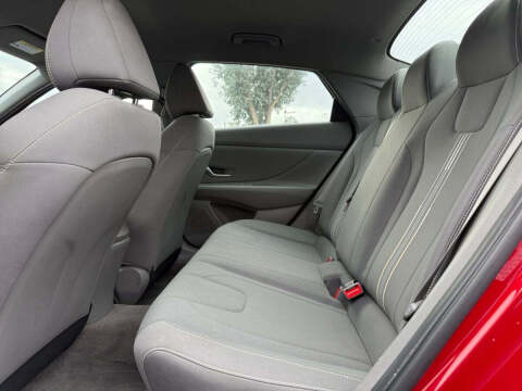 2023 Hyundai Elantra