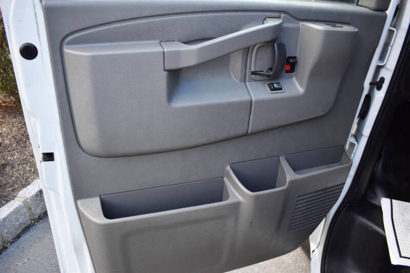 2020 Chevrolet Express 2500