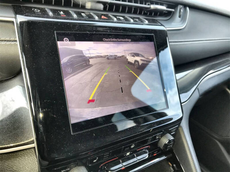 2021 Jeep Grand Cherokee L Laredo