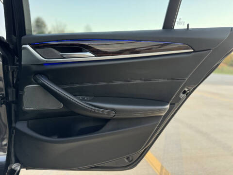 2017 BMW 5 Series 540i