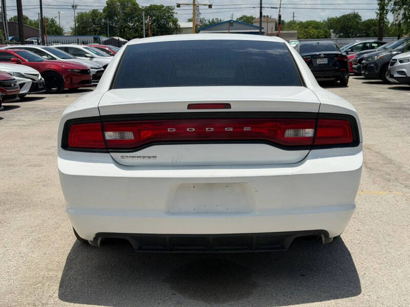 2013 Dodge Charger SE