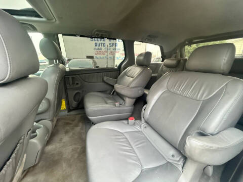 2008 Toyota Sienna