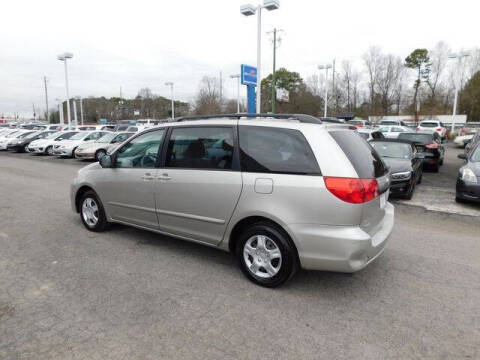 2007 Toyota Sienna CE 7-Passenger
