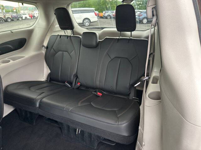 2018 Chrysler Pacifica Touring L Plus