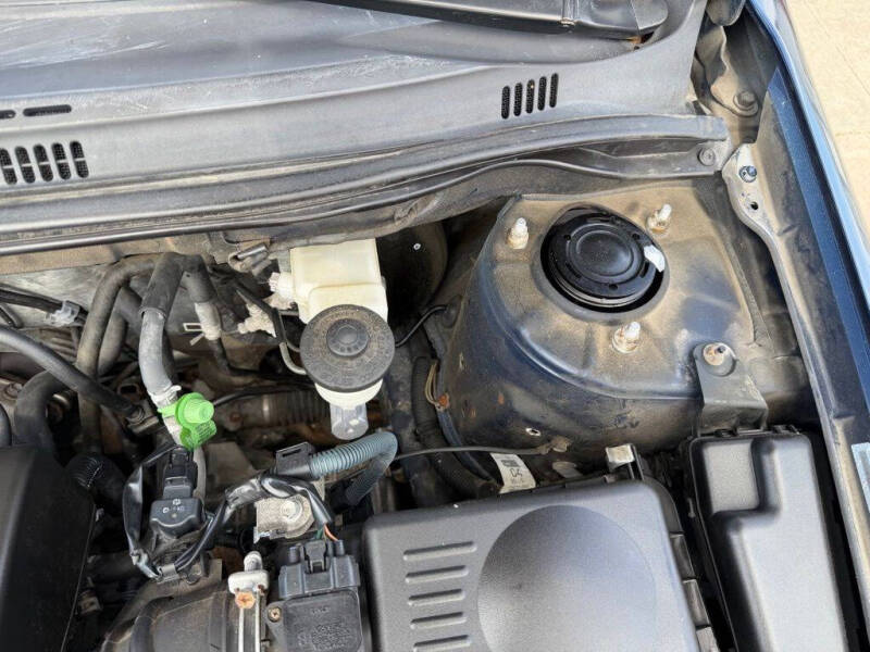 2005 Toyota Corolla LE