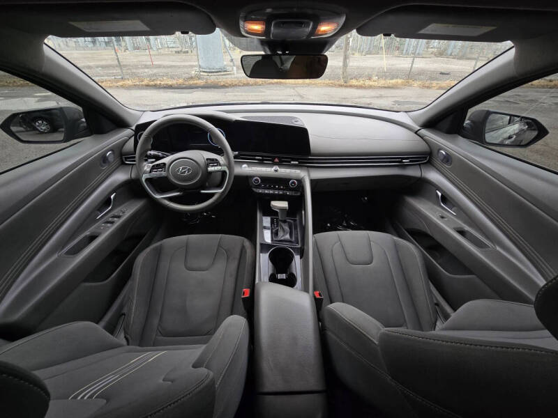 2023 Hyundai Elantra