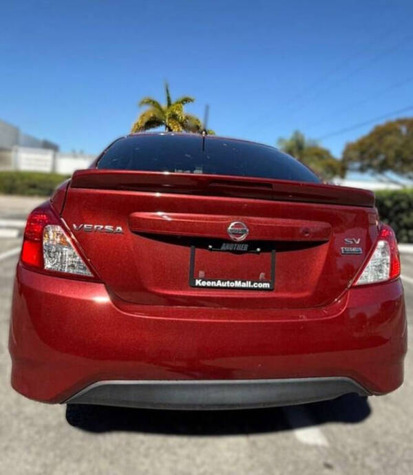 2018 Nissan Versa