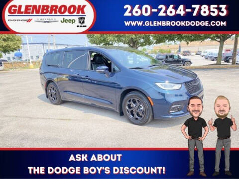 2022 Chrysler Pacifica Hybrid for sale at Glenbrook Dodge Chrysler Jeep Ram and Fiat in Fort Wayne IN
