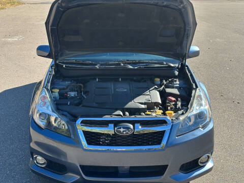 2013 Subaru Legacy 3.6R Limited