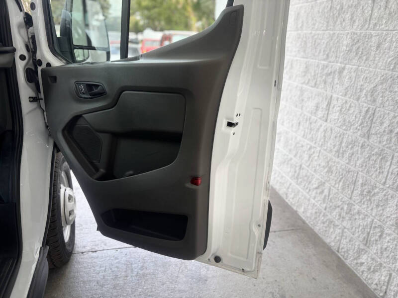 2023 Ford Transit 350