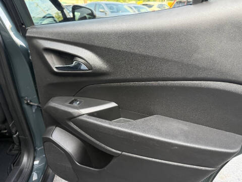 2025 Chevrolet Trax LS