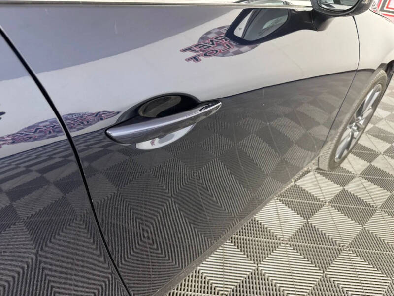 2023 Mazda Mazda3 Hatchback 2.5 S Preferred