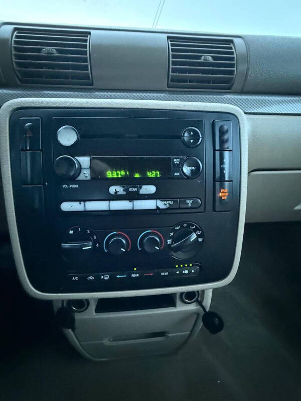 2005 Ford Freestar SES