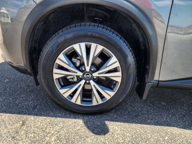 2022 Nissan Rogue SV