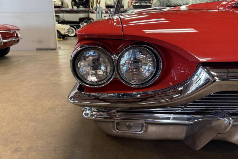 1965 Ford Thunderbird