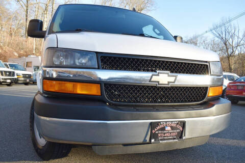 2016 Chevrolet Express LT 3500