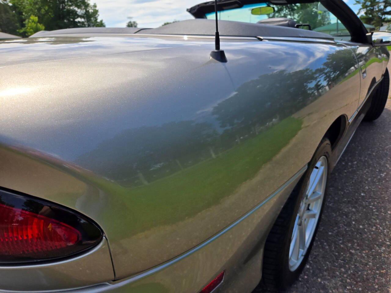 2002 Chevrolet Camaro 52