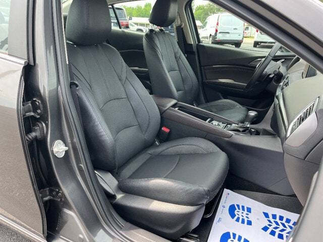 2018 Mazda MAZDA3 24