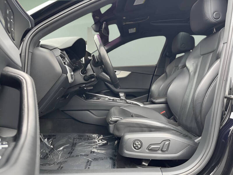 2019 Audi A4 Premium Plus 40 TFSI