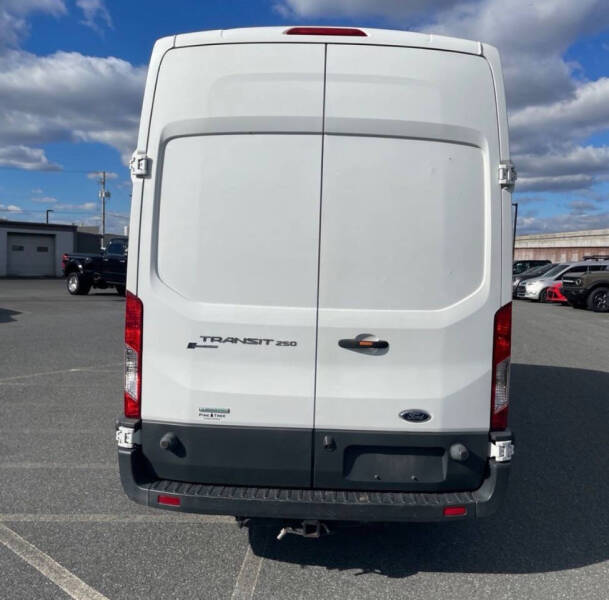 2017 Ford Transit 250