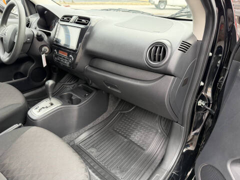 2024 Mitsubishi Mirage ES