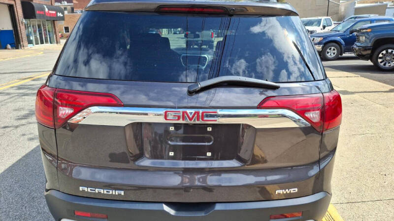 2018 GMC Acadia SLE-2
