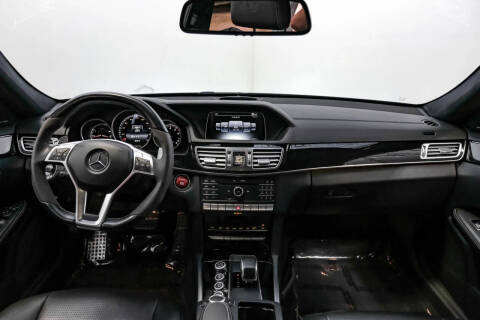 2016 Mercedes-Benz E-Class AMG E 63 S