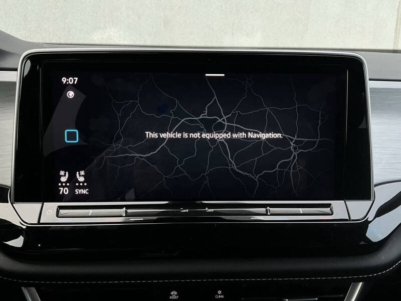 2025 Volkswagen Atlas Cross Sport SE 4Motion