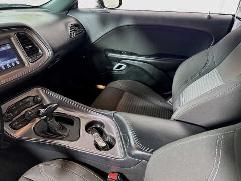 2023 Dodge Challenger SXT