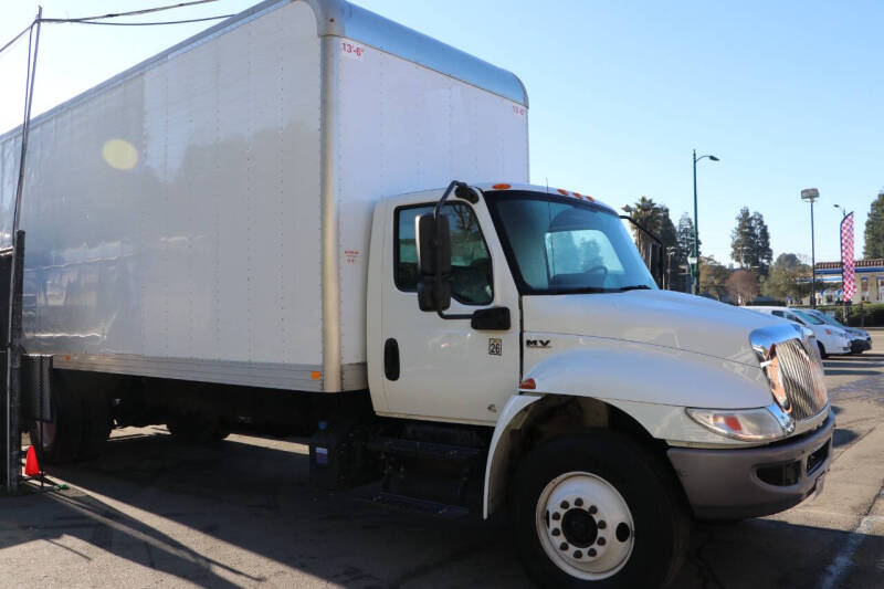 2020 International MV607