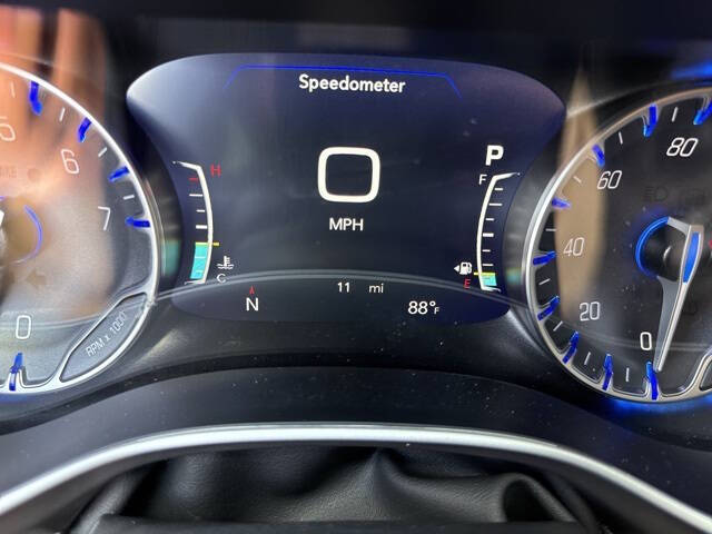 2026 Chrysler Voyager LX