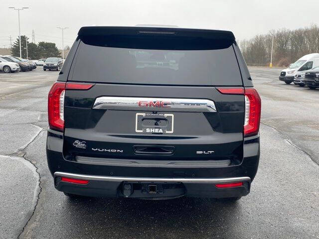 2024 GMC Yukon SLT