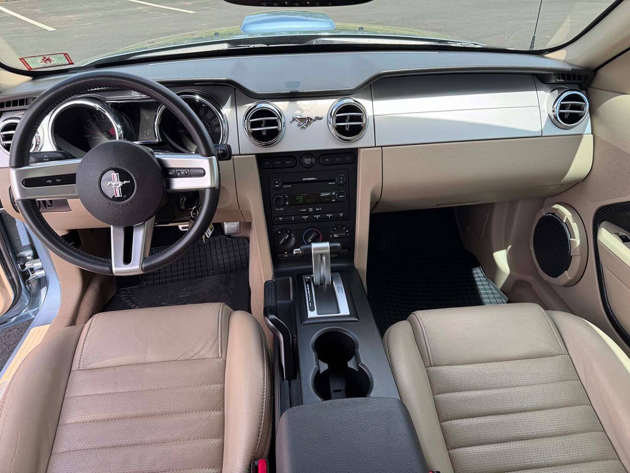 2007 Ford Mustang 13