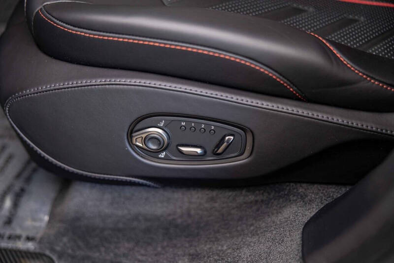 2026 Aston Martin DBX S