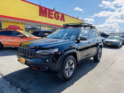 2019 Jeep Cherokee for sale at Mega Auto Sales in Wenatchee WA
