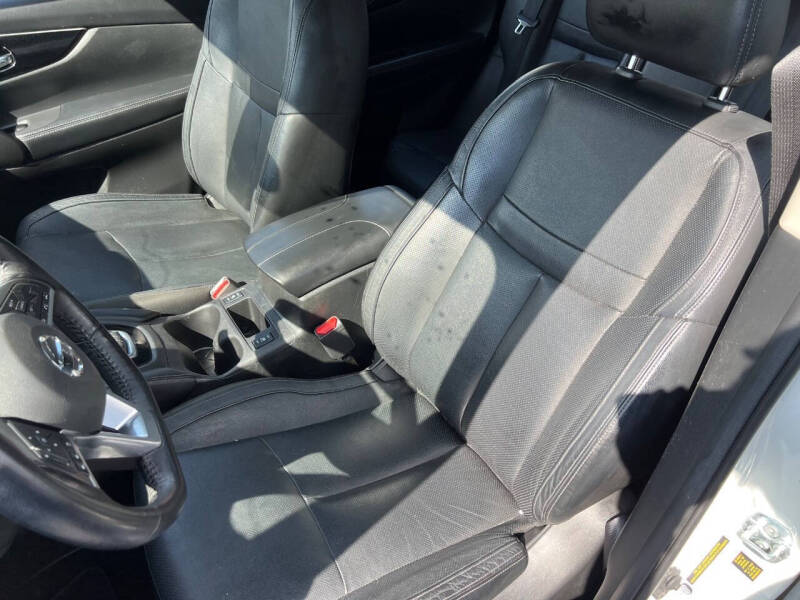 2017 Nissan Rogue Sport SL