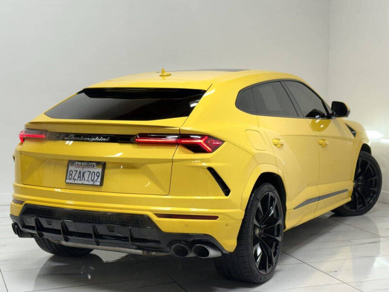 2021 Lamborghini Urus