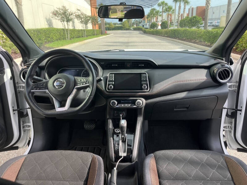 2018 Nissan Kicks SR