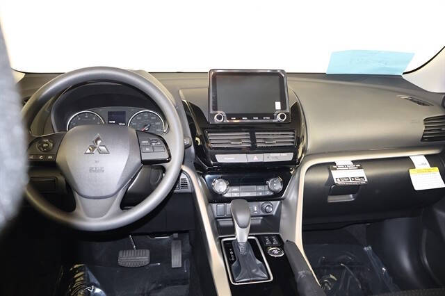 2026 Mitsubishi Eclipse Cross LE