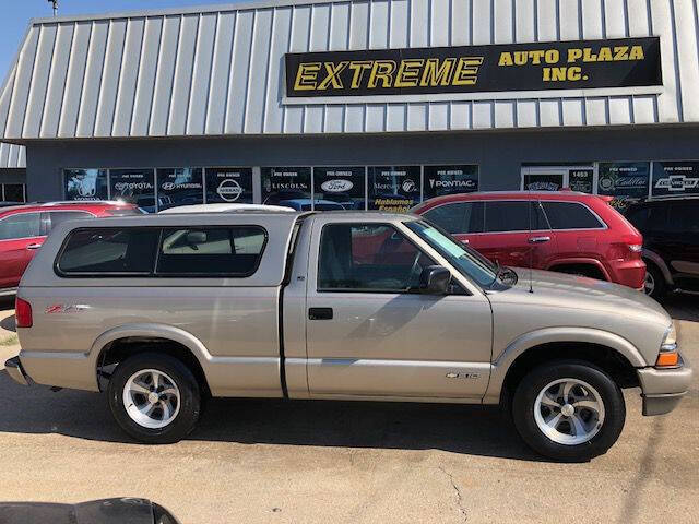 2000 Chevrolet S-10 for sale at Extreme Auto Plaza in Des Moines, IA