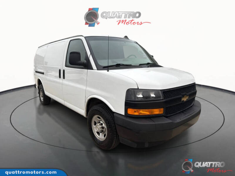 2022 Chevrolet Express 2500