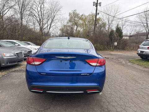 2015 Chrysler 200 C