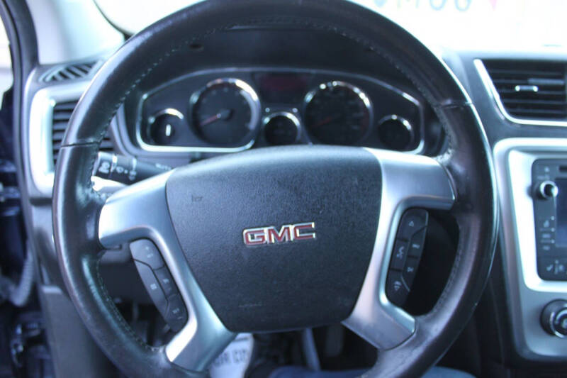 2016 GMC Acadia SLE-2